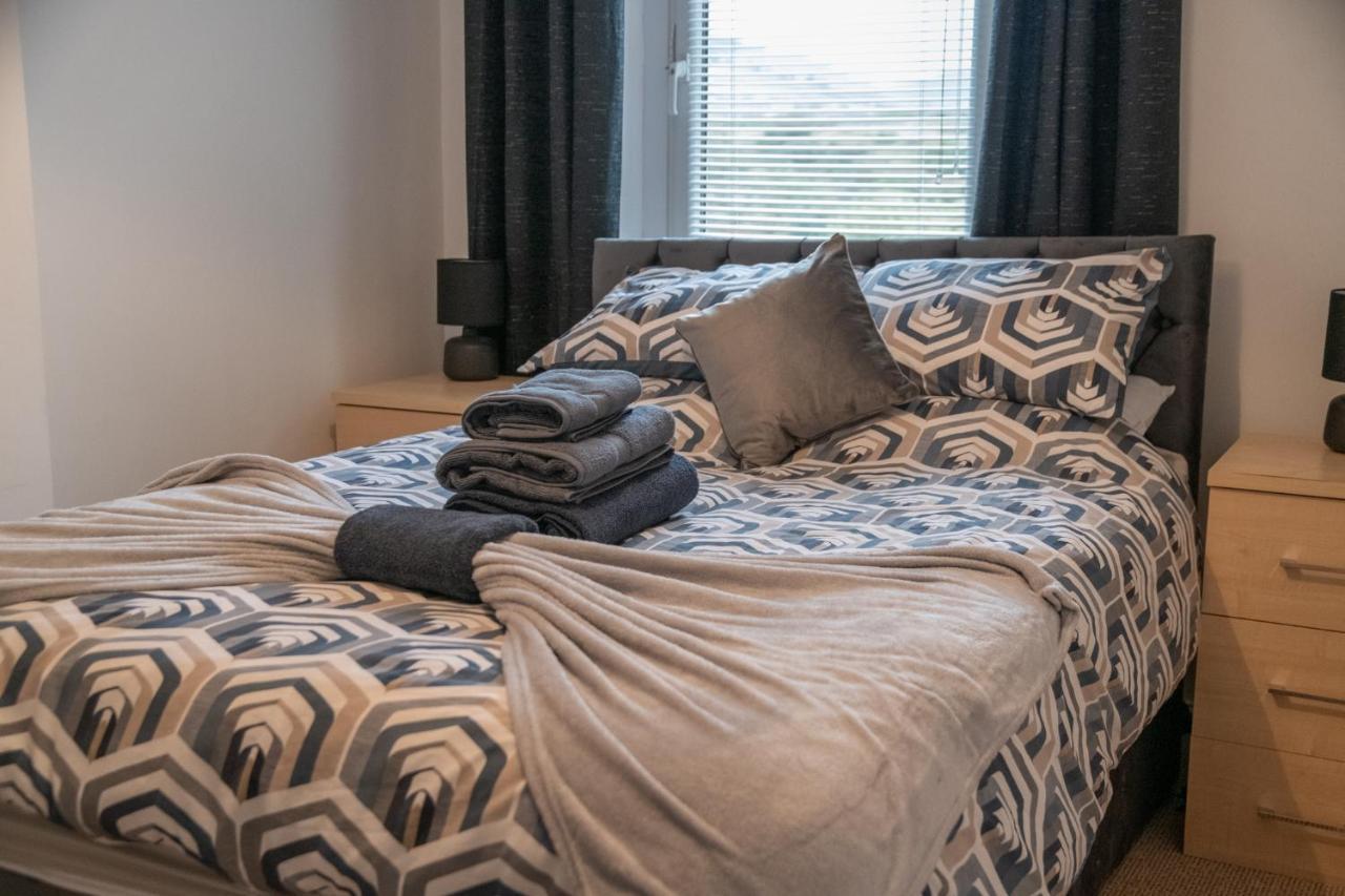 Moon Cottage, 3 Bedroom Property クリーター エクステリア 写真